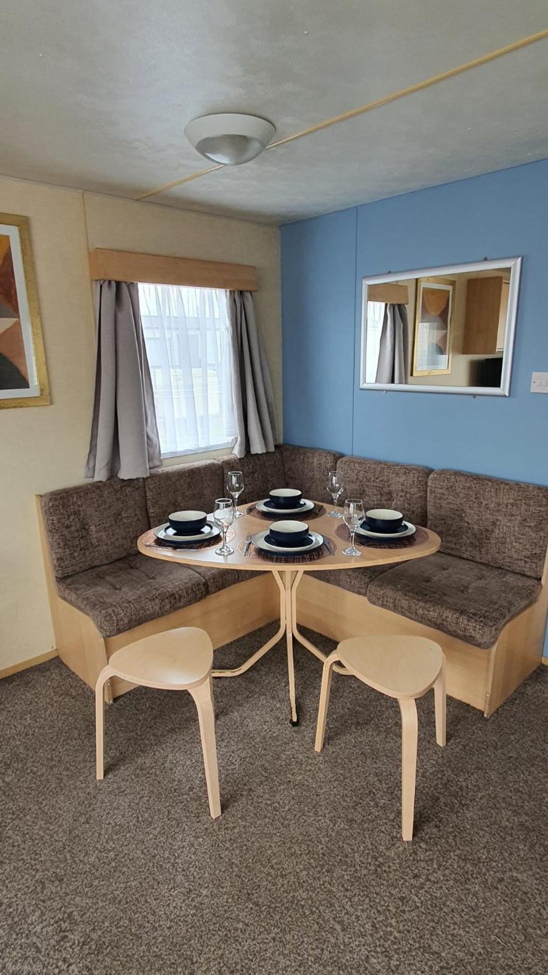 8 Berth Holiday Home At St Osyth Holiday Park Saint Osyth Exterior foto