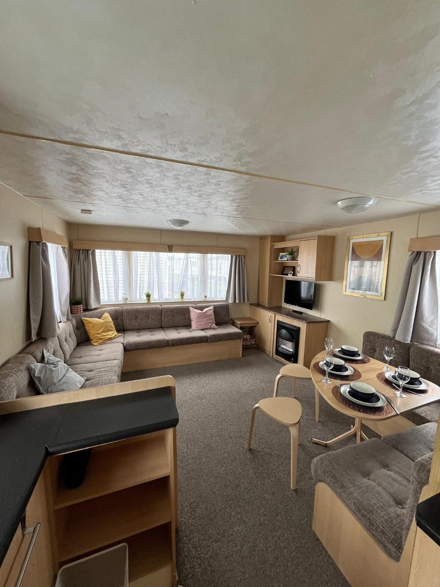 8 Berth Holiday Home At St Osyth Holiday Park Saint Osyth Exterior foto